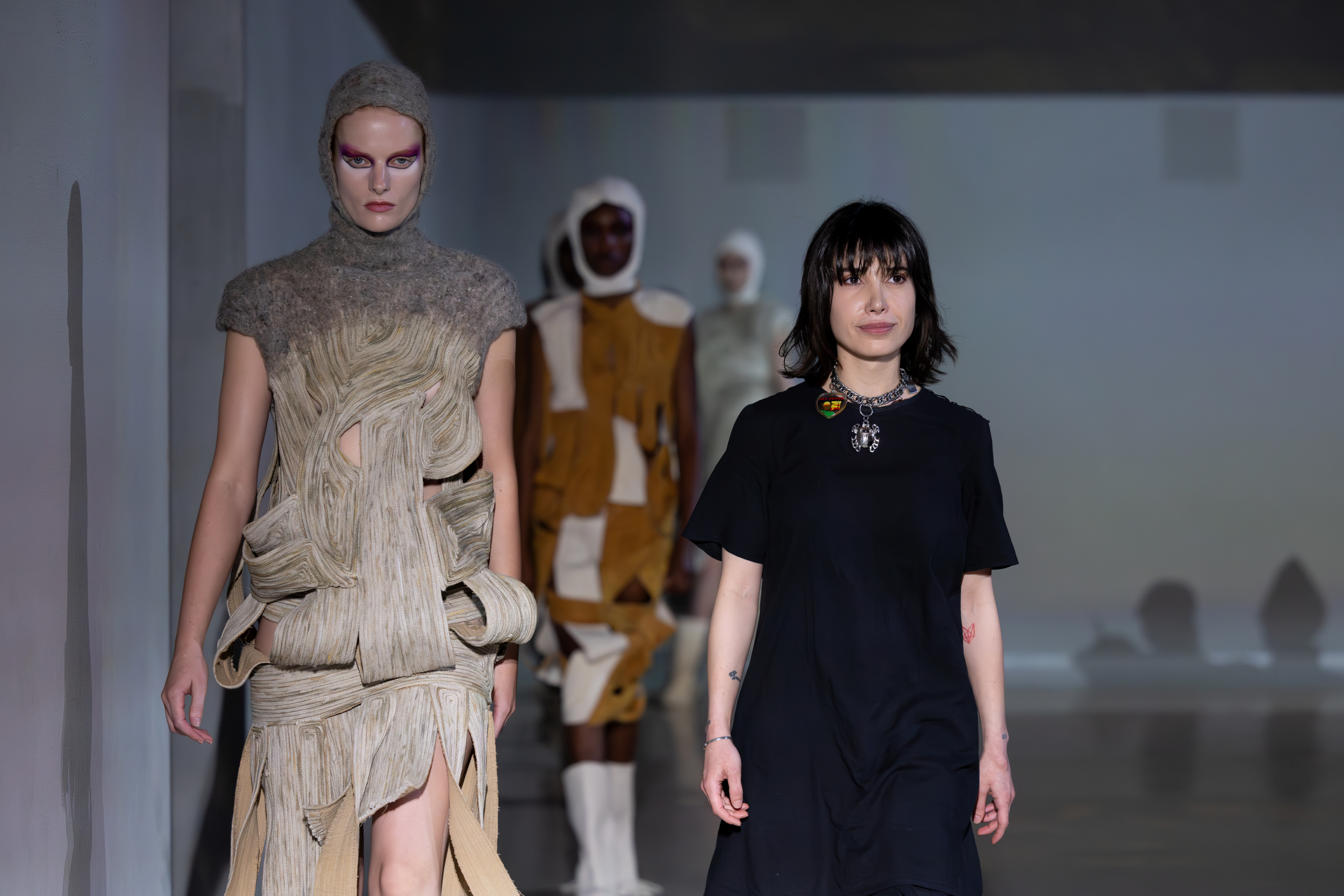 Bredli Kuper yalangoch